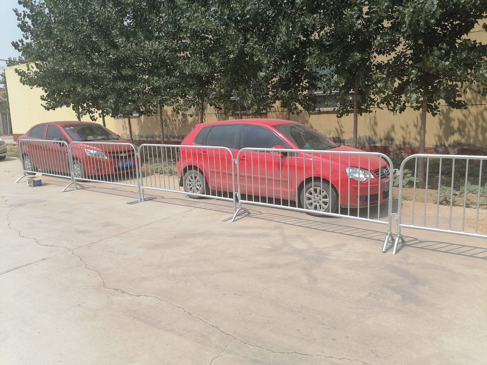 Crowd Control Barriers – Custom Colors Available