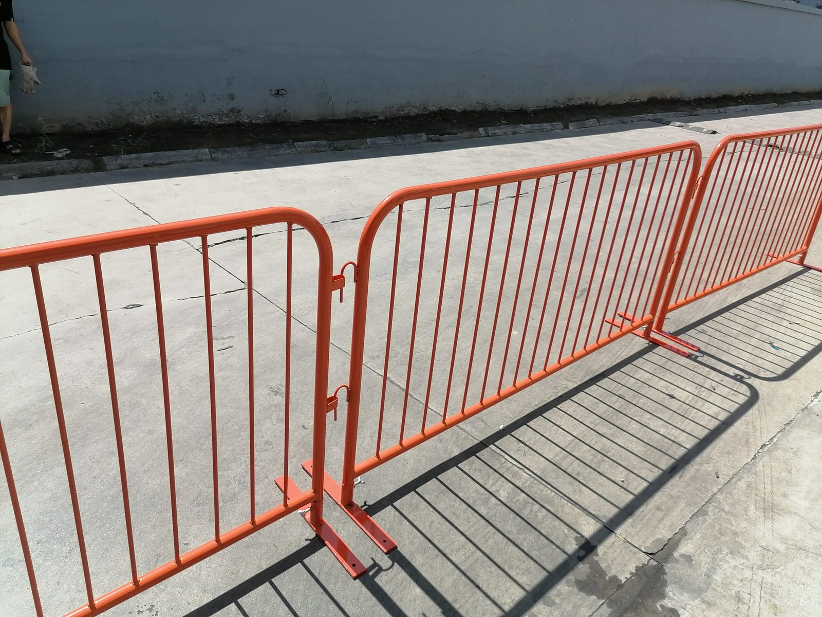 Crowd Control Barrier Rental Near Me – Affordable & High-Quality